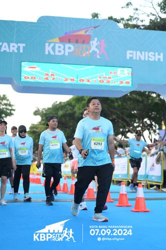 Race photo from KBP City Run 2024