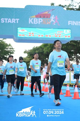 Race photo from KBP City Run 2024