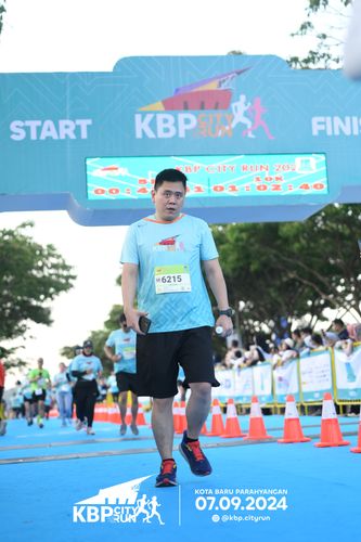 Race photo from KBP City Run 2024