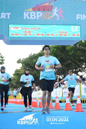 Race photo from KBP City Run 2024