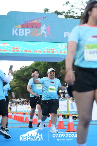 Race photo from KBP City Run 2024