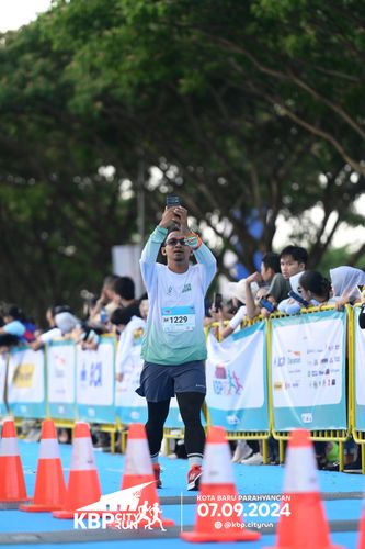Race photo from KBP City Run 2024