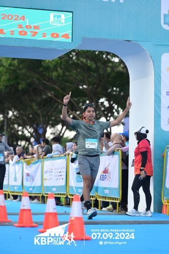 Race photo from KBP City Run 2024