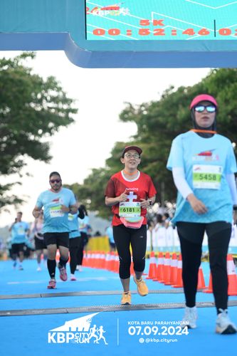 Race photo from KBP City Run 2024