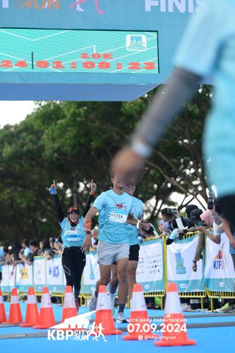 Race photo from KBP City Run 2024