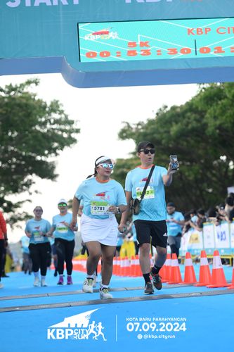 Race photo from KBP City Run 2024