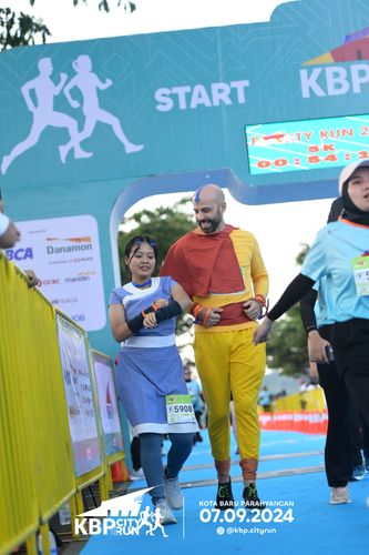 Race photo from KBP City Run 2024