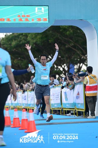 Race photo from KBP City Run 2024