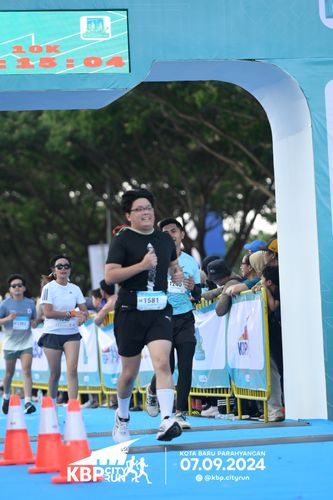 Race photo from KBP City Run 2024