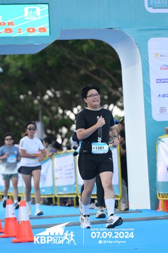 Race photo from KBP City Run 2024