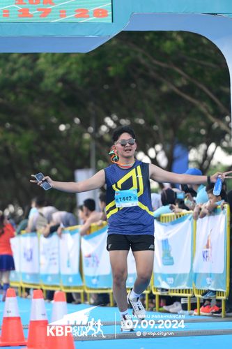 Race photo from KBP City Run 2024