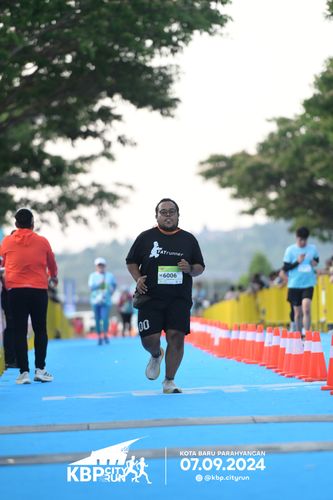 Race photo from KBP City Run 2024