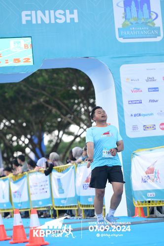 Race photo from KBP City Run 2024