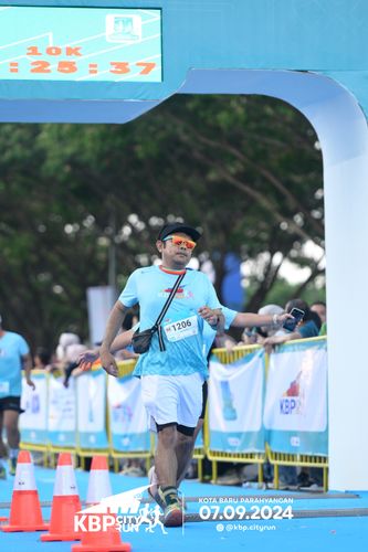 Race photo from KBP City Run 2024