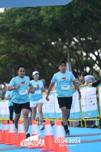 Race photo from KBP City Run 2024