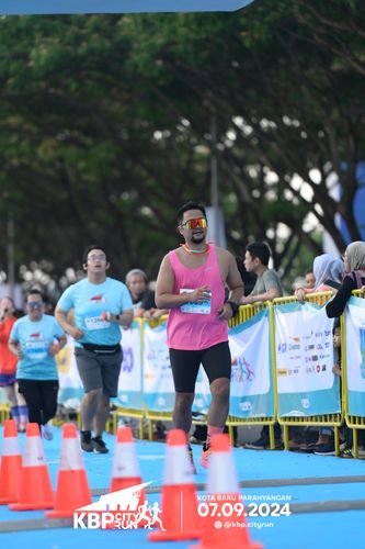 Race photo from KBP City Run 2024