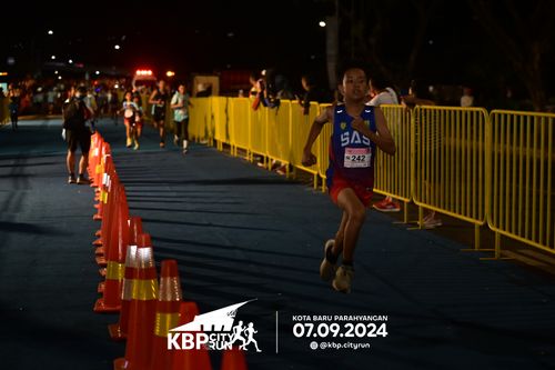 Race photo from KBP City Run 2024