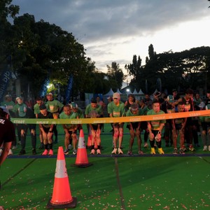 Race photo from BAUR RUN 2025