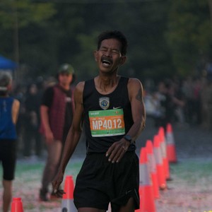 Race photo from BAUR RUN 2025