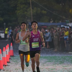 Race photo from BAUR RUN 2025