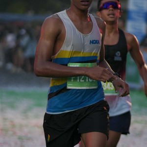 Race photo from BAUR RUN 2025