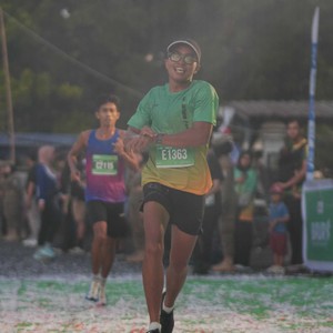 Race photo from BAUR RUN 2025