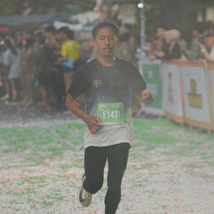 Race photo from BAUR RUN 2025