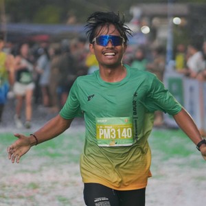 Race photo from BAUR RUN 2025