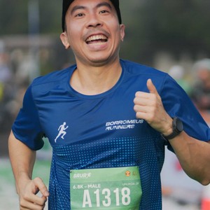 Race photo from BAUR RUN 2025