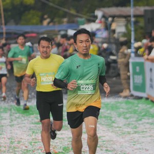 Race photo from BAUR RUN 2025