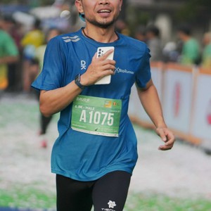 Race photo from BAUR RUN 2025
