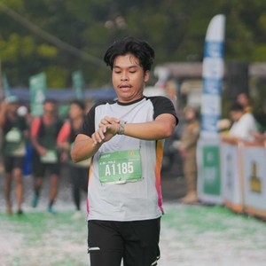 Race photo from BAUR RUN 2025