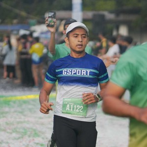 Race photo from BAUR RUN 2025