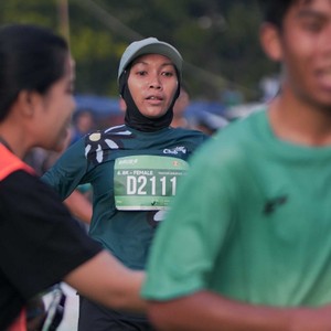 Race photo from BAUR RUN 2025