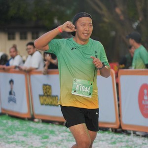 Race photo from BAUR RUN 2025