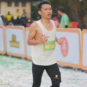 Race photo from BAUR RUN 2025