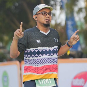 Race photo from BAUR RUN 2025