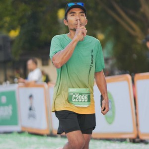Race photo from BAUR RUN 2025