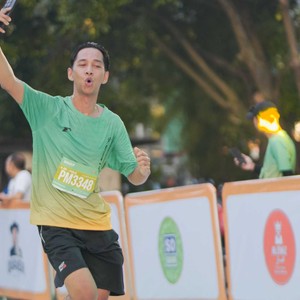 Race photo from BAUR RUN 2025