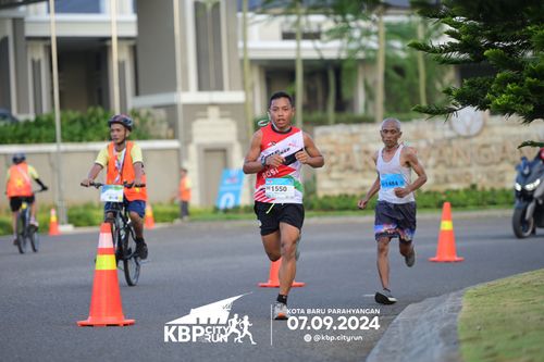 Race photo from KBP City Run 2024
