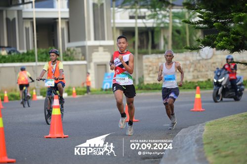 Race photo from KBP City Run 2024