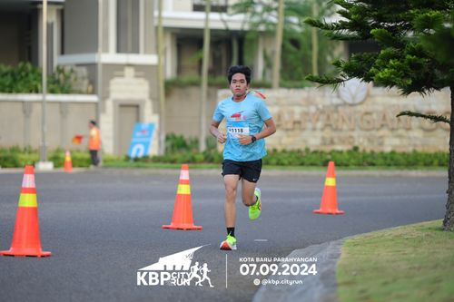Race photo from KBP City Run 2024