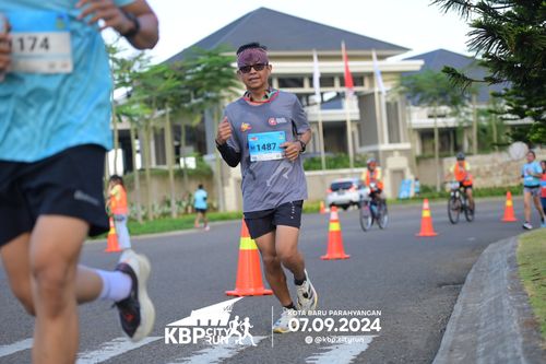 Race photo from KBP City Run 2024