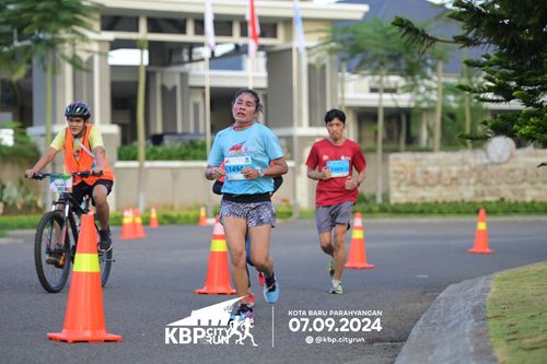 Race photo from KBP City Run 2024