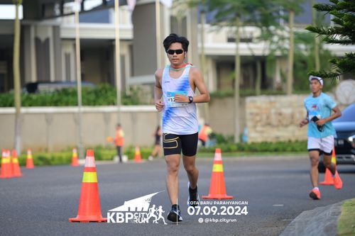 Race photo from KBP City Run 2024