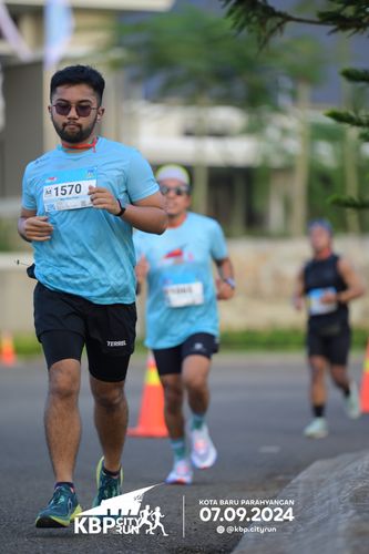 Race photo from KBP City Run 2024