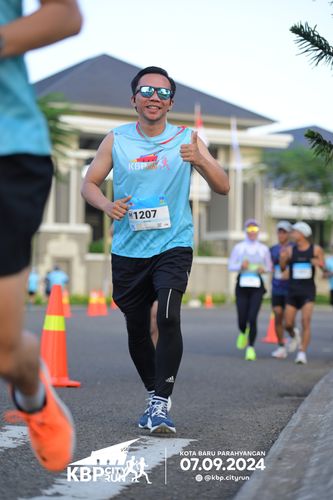Race photo from KBP City Run 2024
