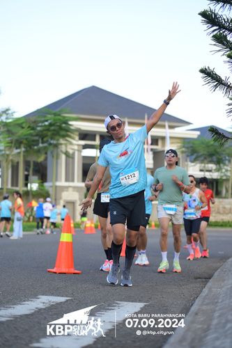 Race photo from KBP City Run 2024