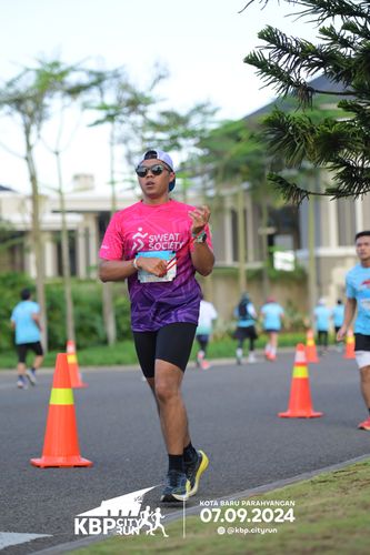 Race photo from KBP City Run 2024