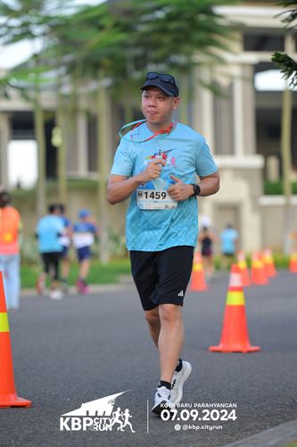 Race photo from KBP City Run 2024